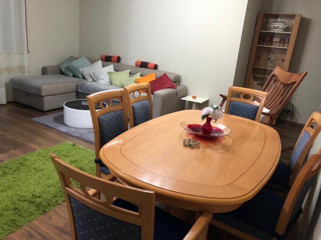 Kris'S Apartment Lezhë エクステリア 写真